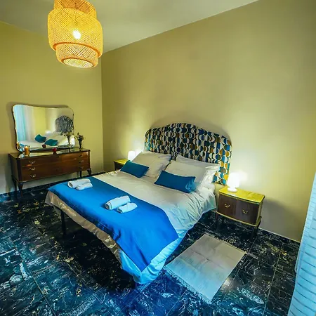 Lägenhet Relax San Frediano Con Giardino *